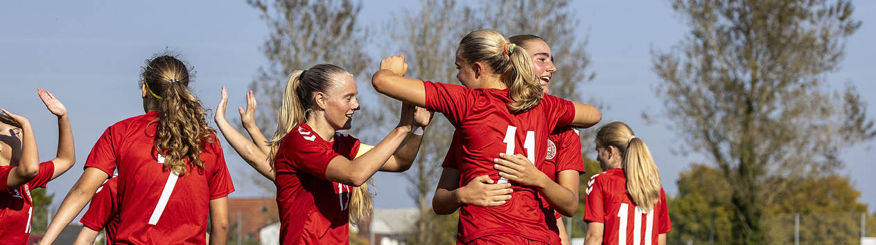 [DK=20240921: U17-pigelandskamp i Kolding - Danmark vs. Tyskland - Carla Domino, Danmark og Louise Strauss, Danmark] [UK=20240921: U17-girls National Match - Denmark vs. Germany - Carla Domino, Danmark and Louise Strauss, Danmark]